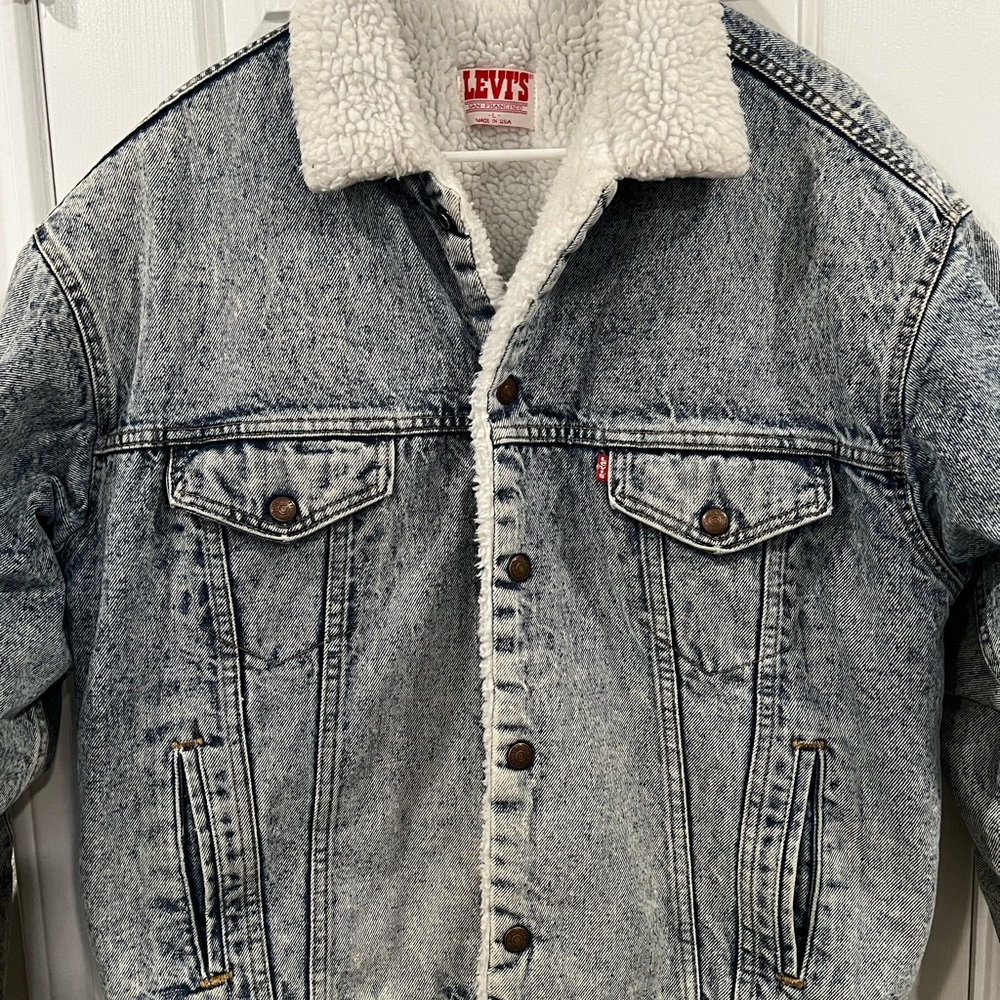 VINTAGE Sherpa Lined denim jacket from 80s